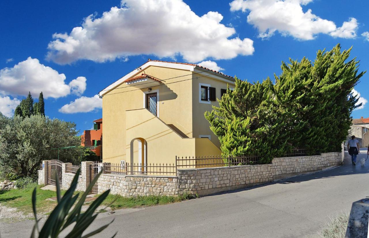 House Premantura 1096 Villa Kültér fotó
